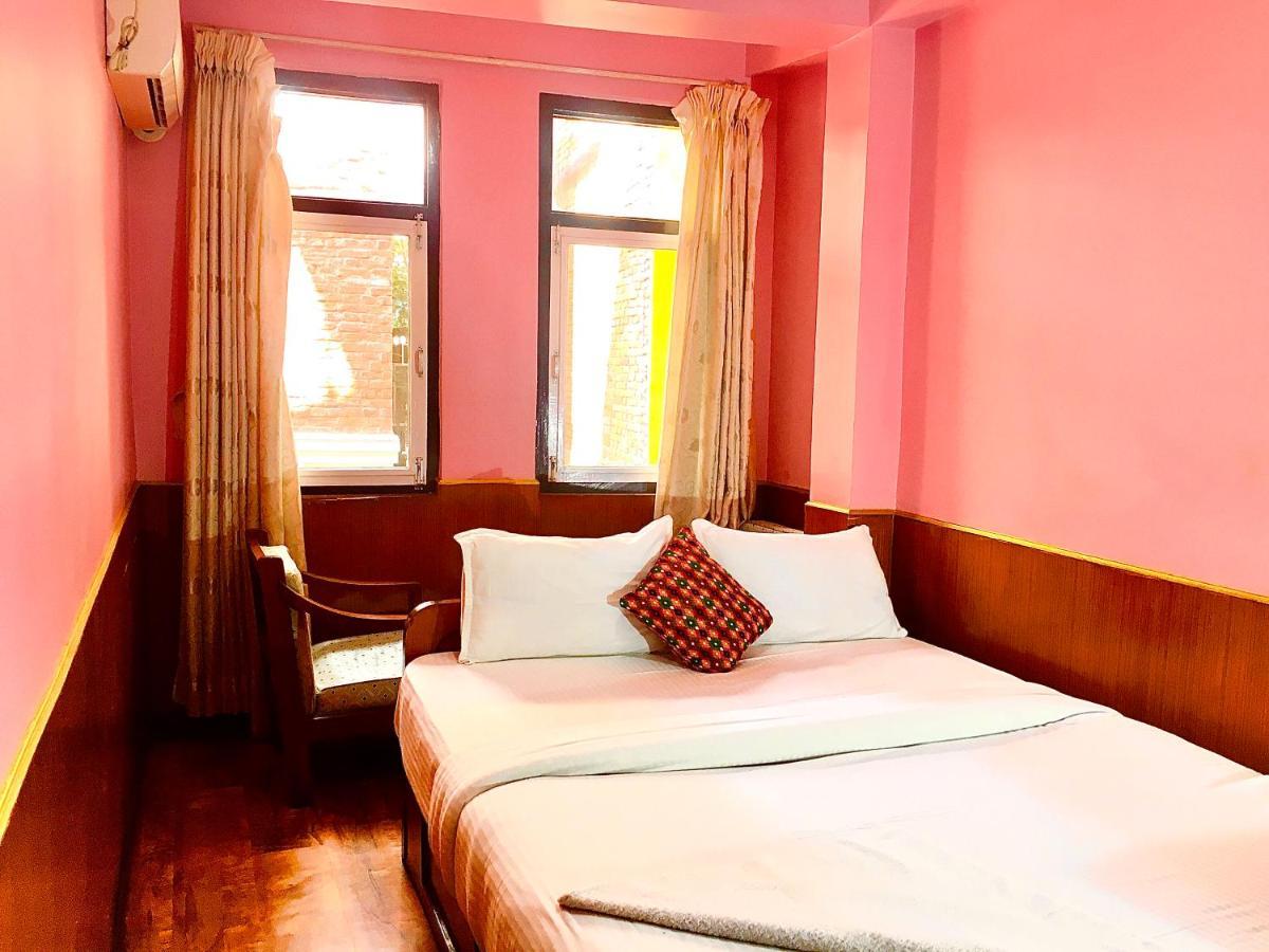 Hotel Plumeria Inn Katmandu Eksteriør billede